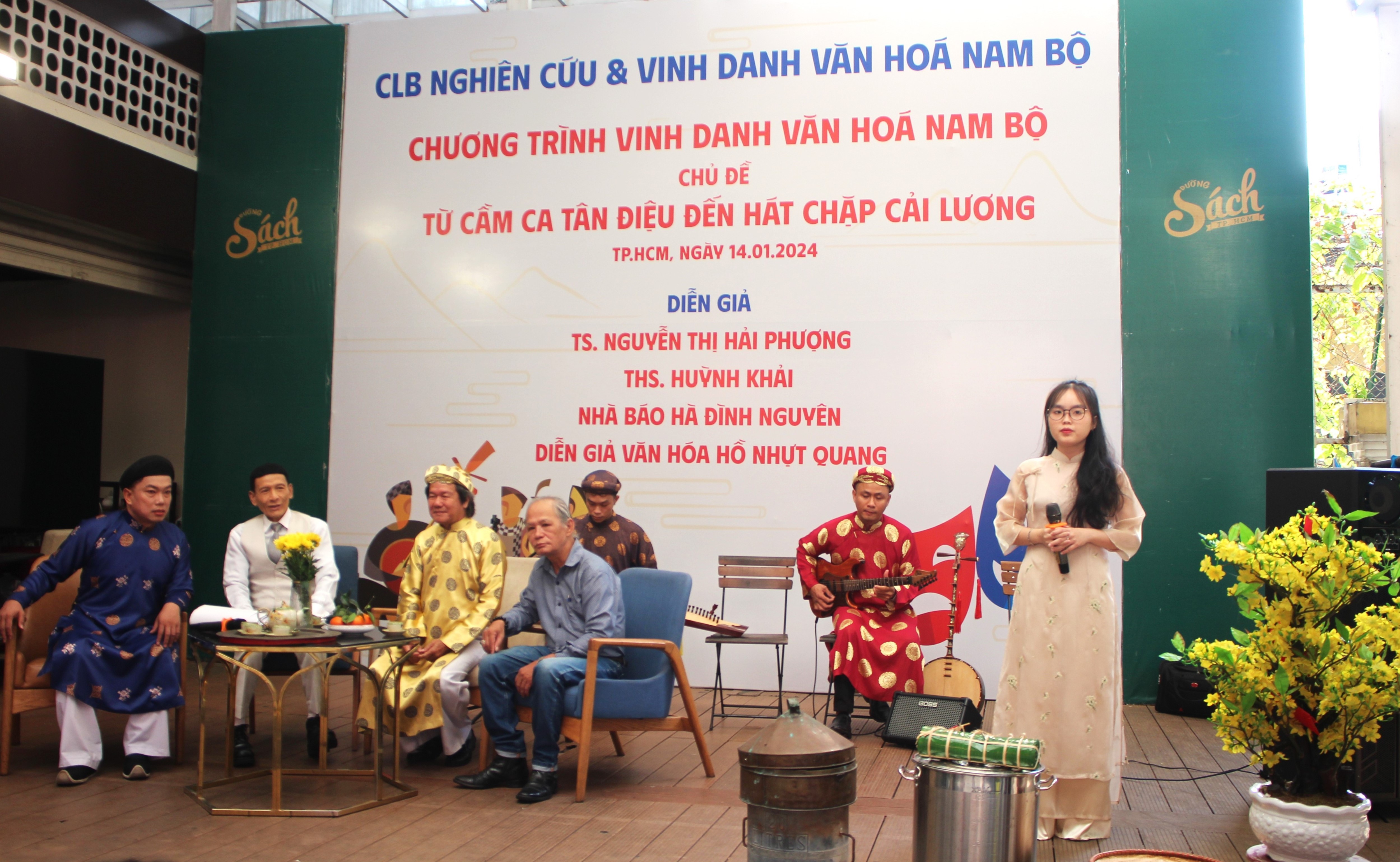 Từ cầm ca tân điệu đến hát chặp cải lương